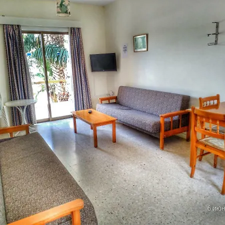 Appartement Constantaras Protaras