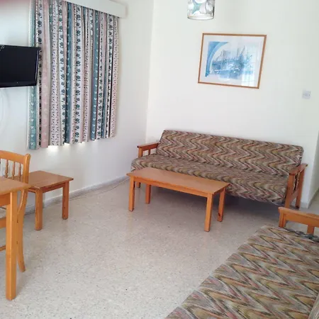 Constantaras Daire Protaras