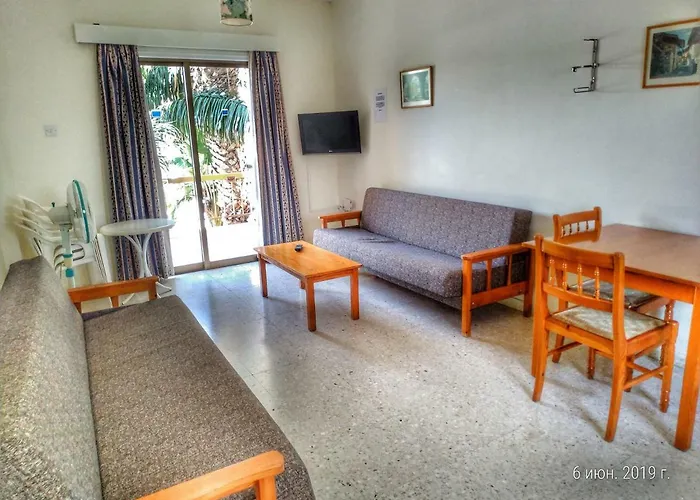 Appartement Constantaras Protaras